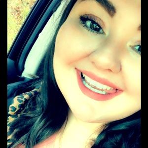 Meet your Posher, Devin